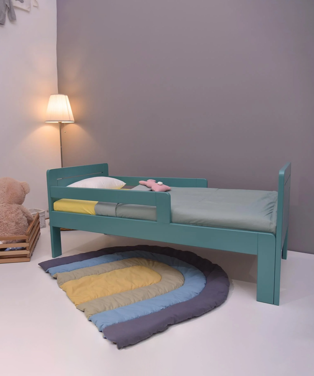 Детская кроватка ''Yeraz'' деревянная