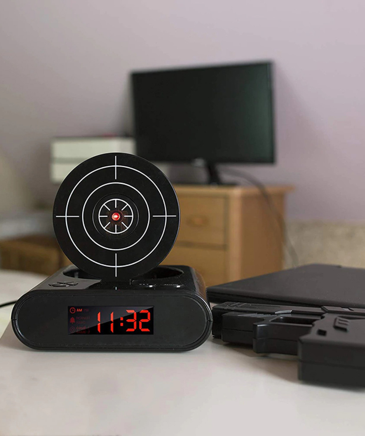 Alarm clock `Creative Gifts` gun