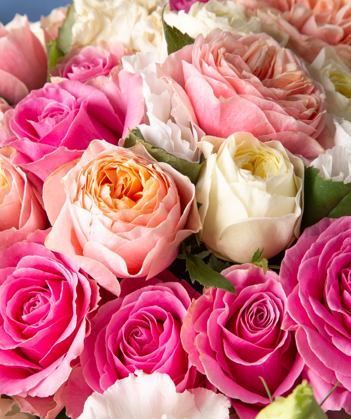 Bouquet `Tashkent` of roses, peony roses with lisianthus