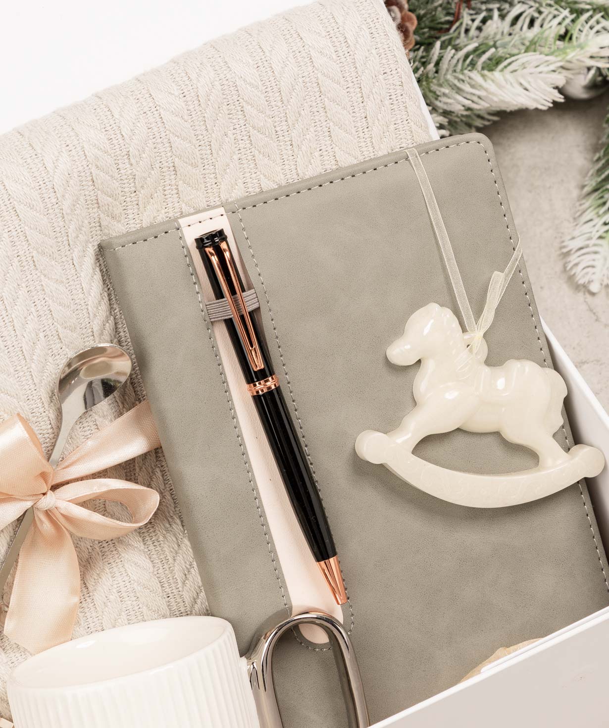 Նվեր տուփ «THE BOX» №547 Ամանորյա