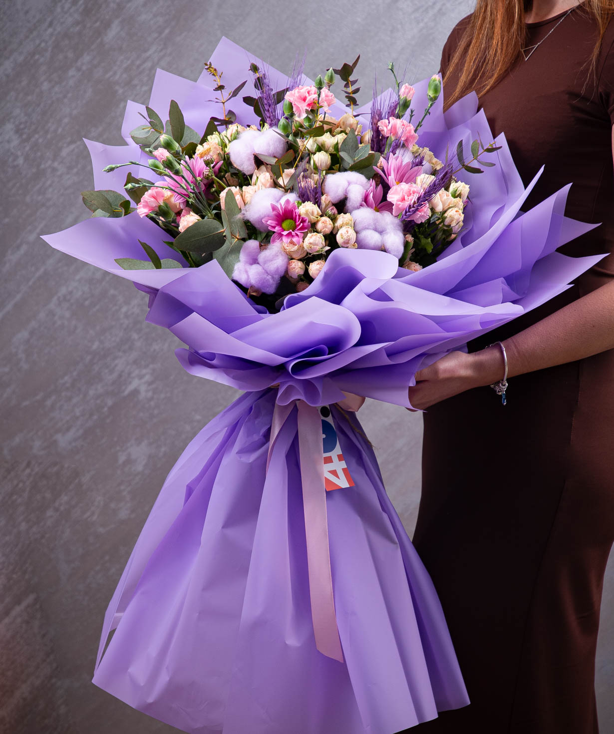 Bouquet «Skiathos» with spray roses and dianthus