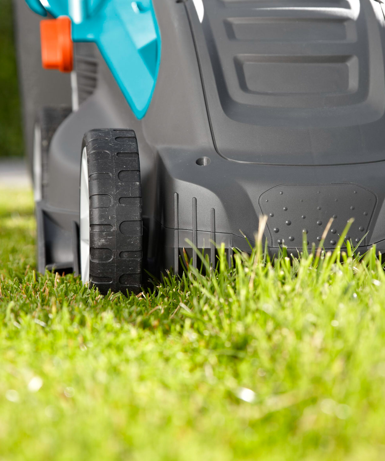 Սիզամարգի էլեկտրական հնձիչ «Gardena» PowerMax, 1400/34