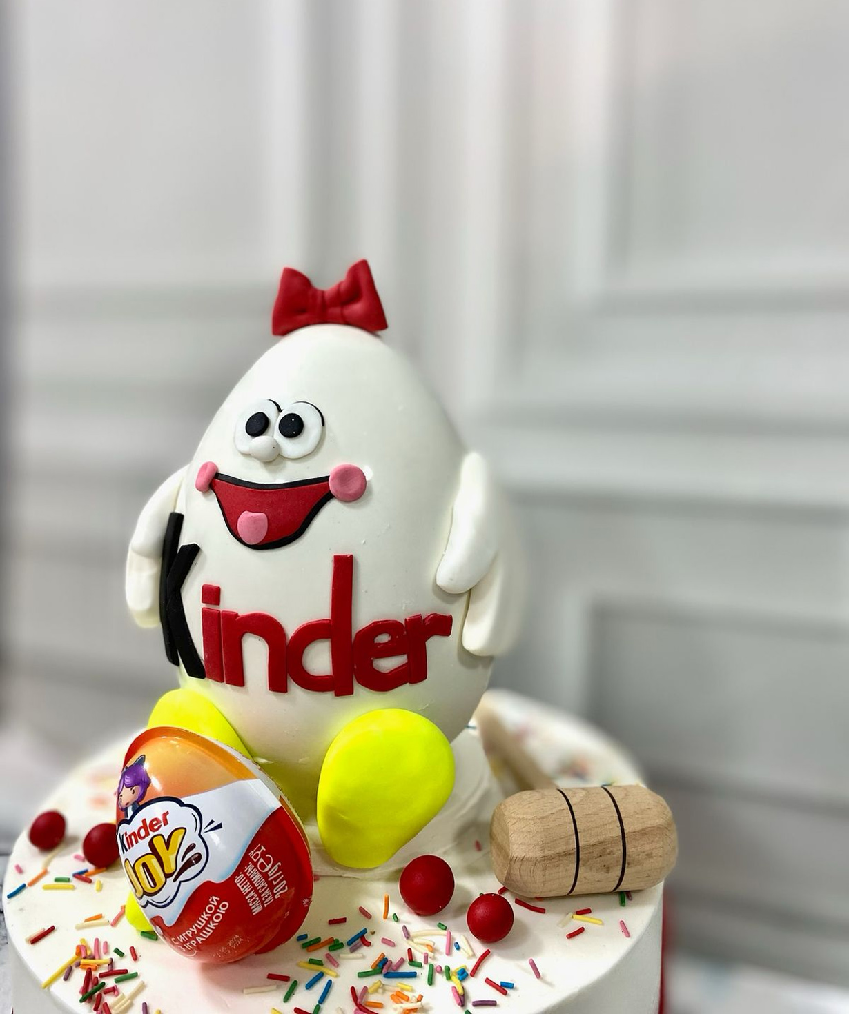 Торт BOMBA «MaMi Cake» Kinder №80