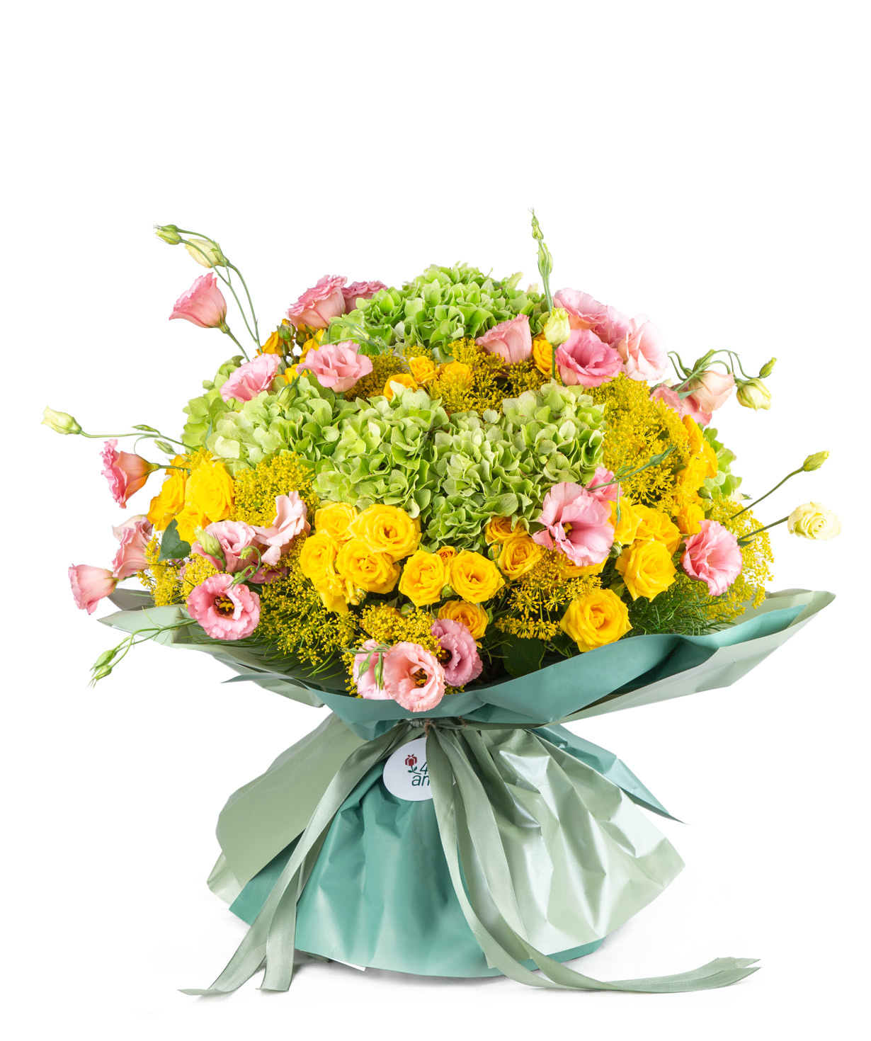 Bouquet `Valentano` with hydrangeas and lisianthus