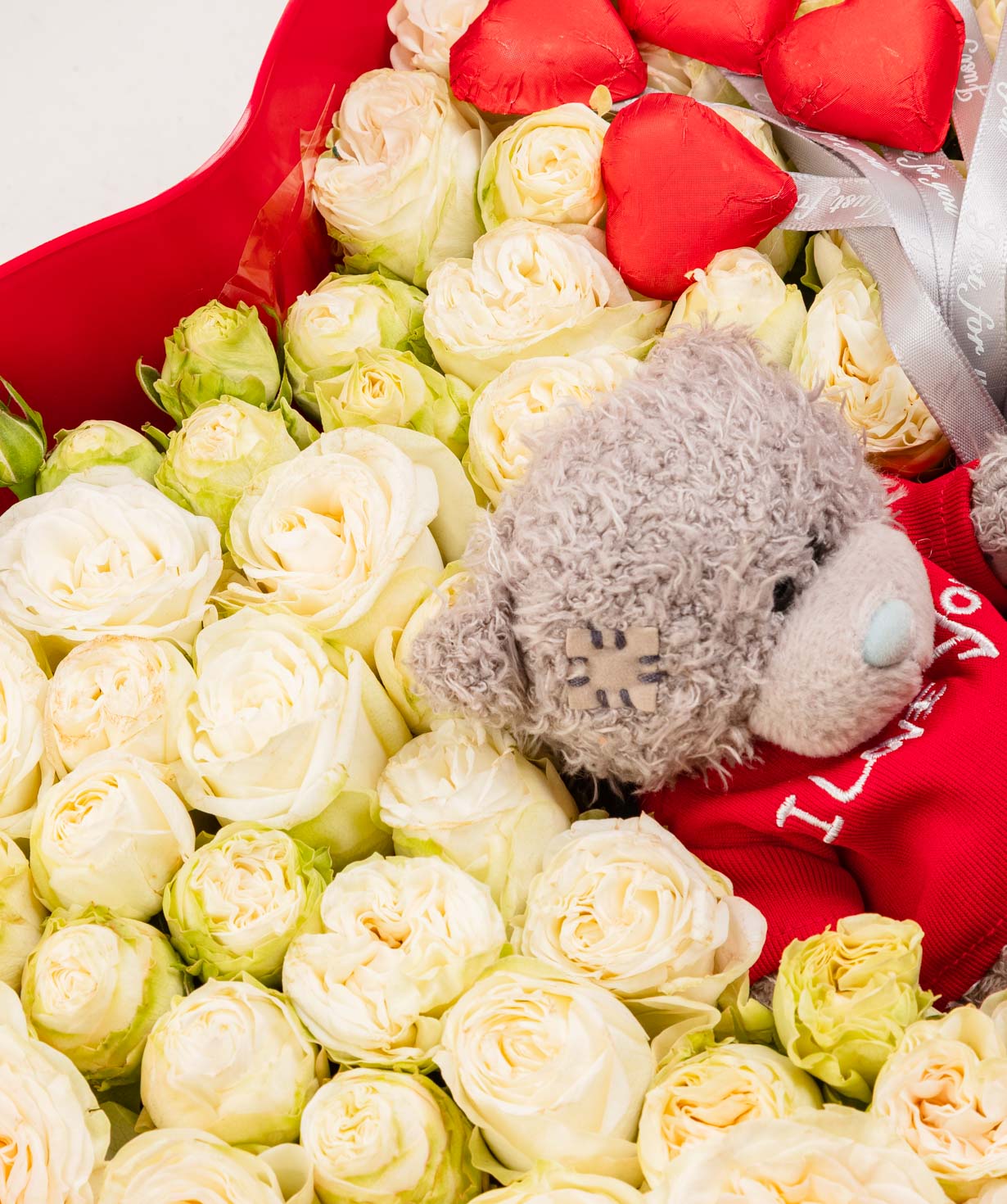 Композиция «Artuby» из кустовых роз