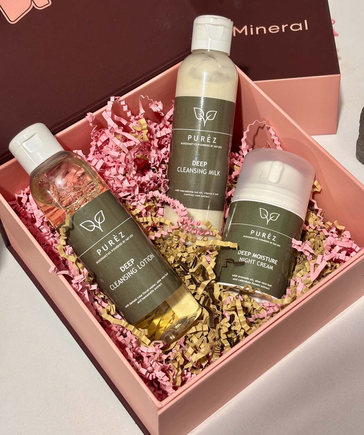 Gift Box with Skincare Products №10