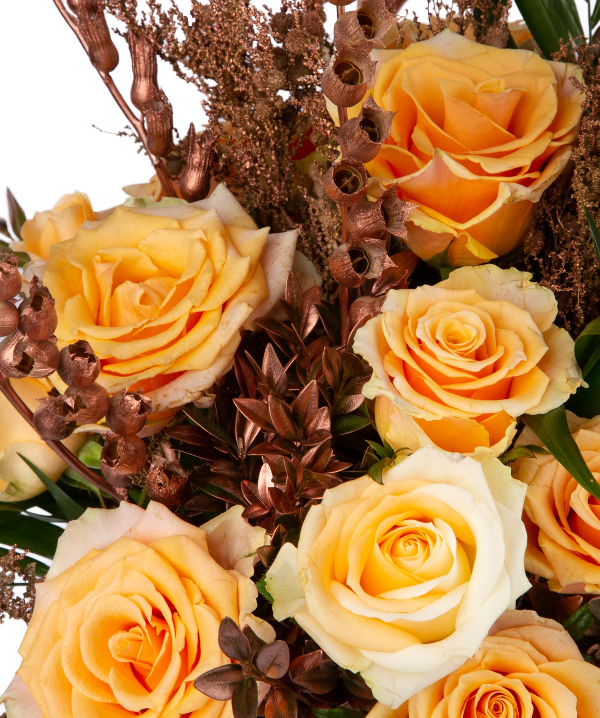 Կոմպոզիցիա «Պոսանյո» վարդերով և չորածաղիկներով