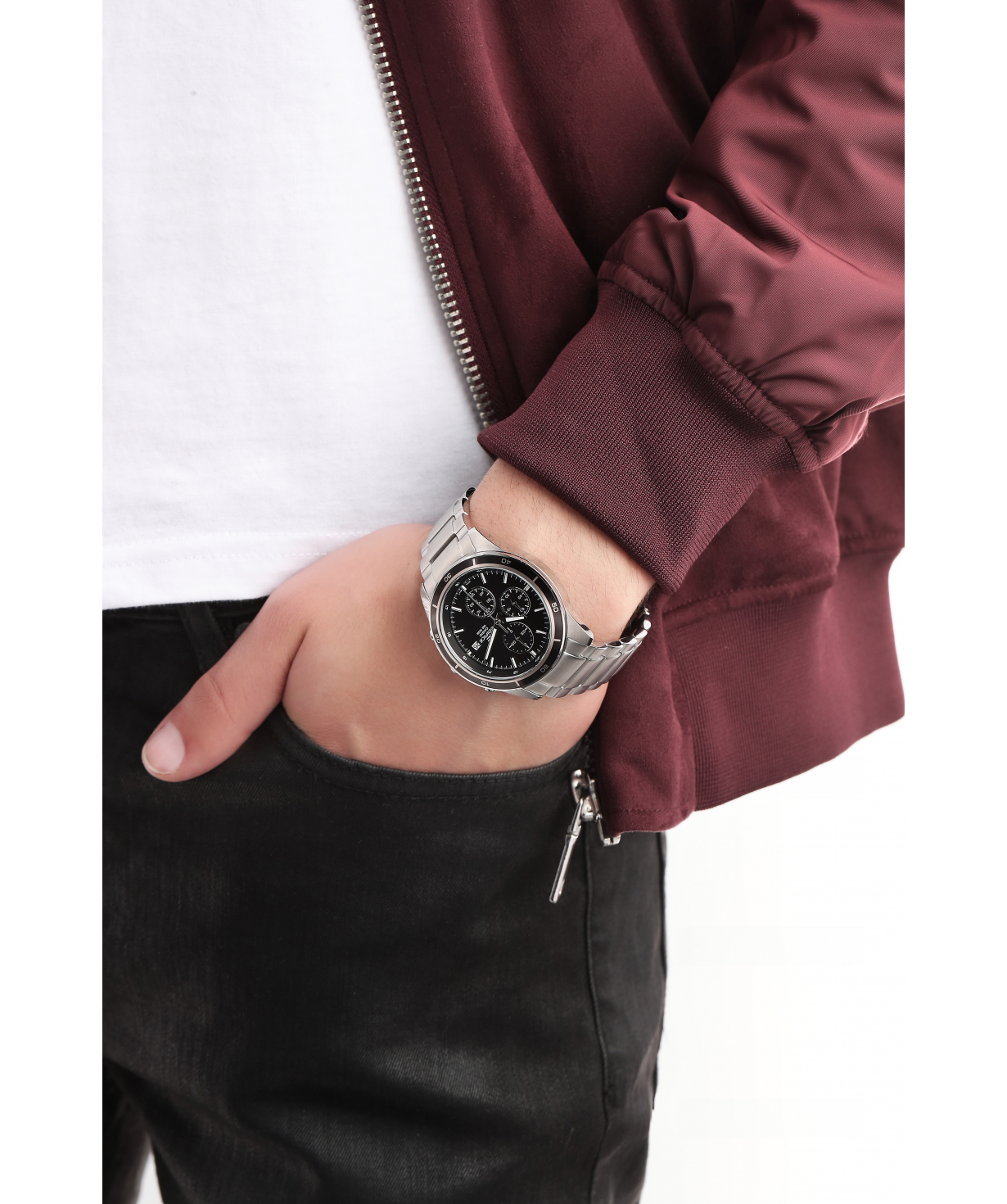 Наручные часы `Casio` EFR-526D-1AVUDF