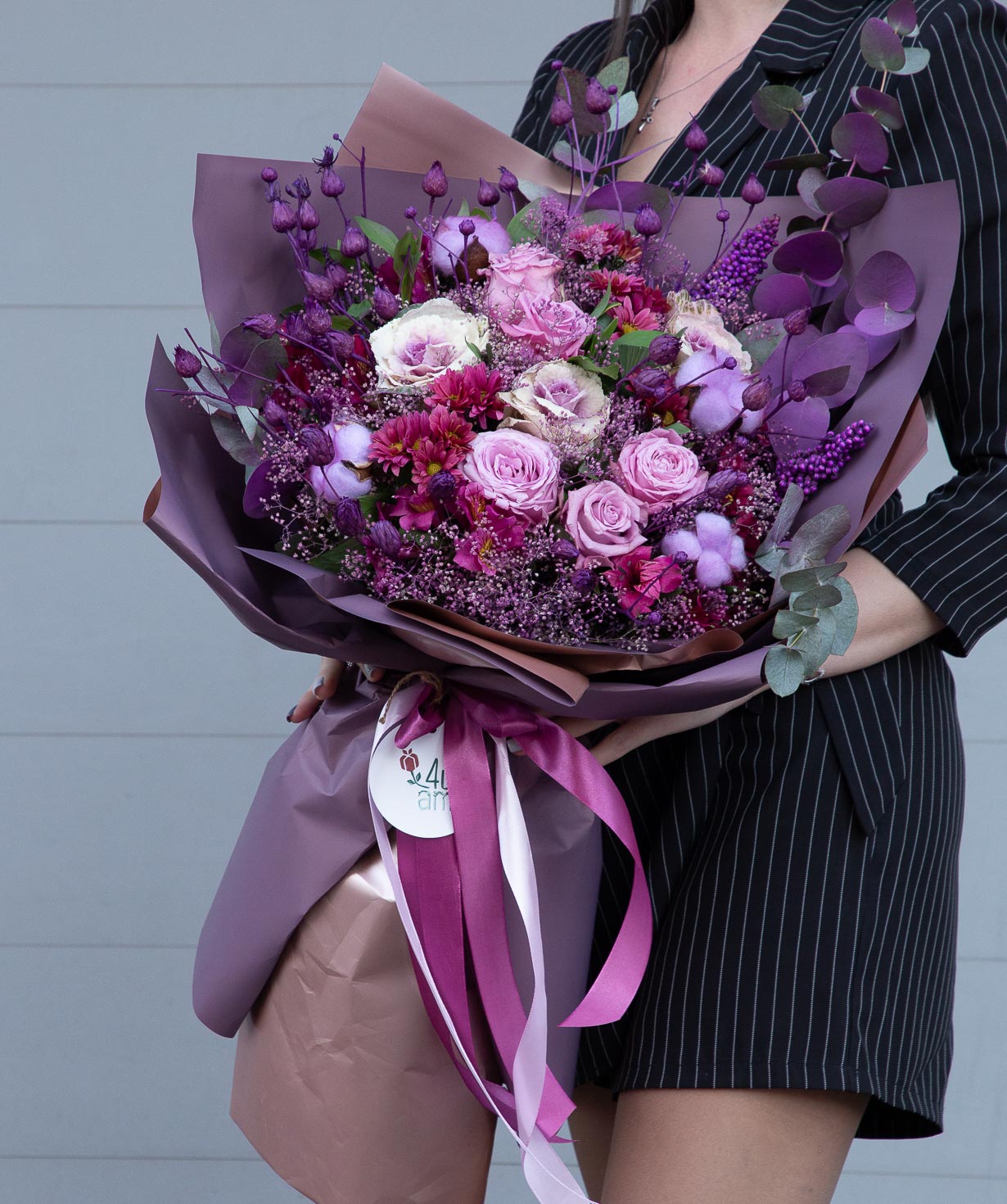 Bouquet `Mostiska` with  roses and alstroemerias