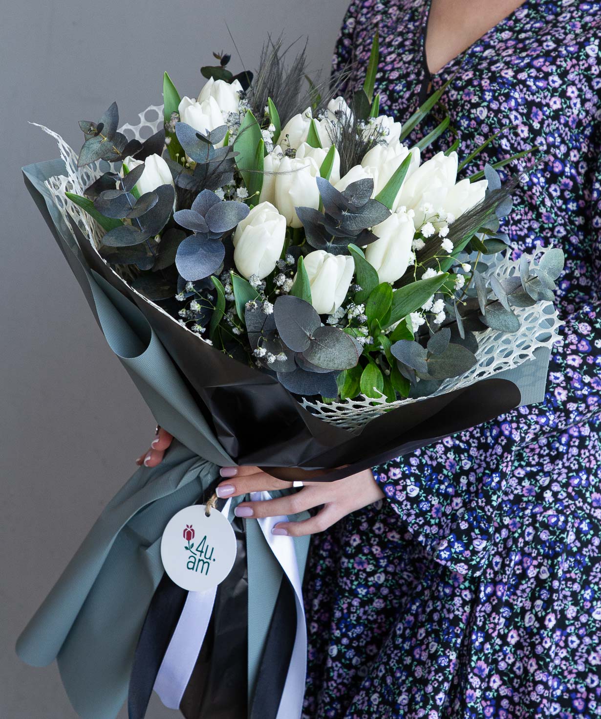 Bouquet ''Alcabon'' with tulips and gypsophila