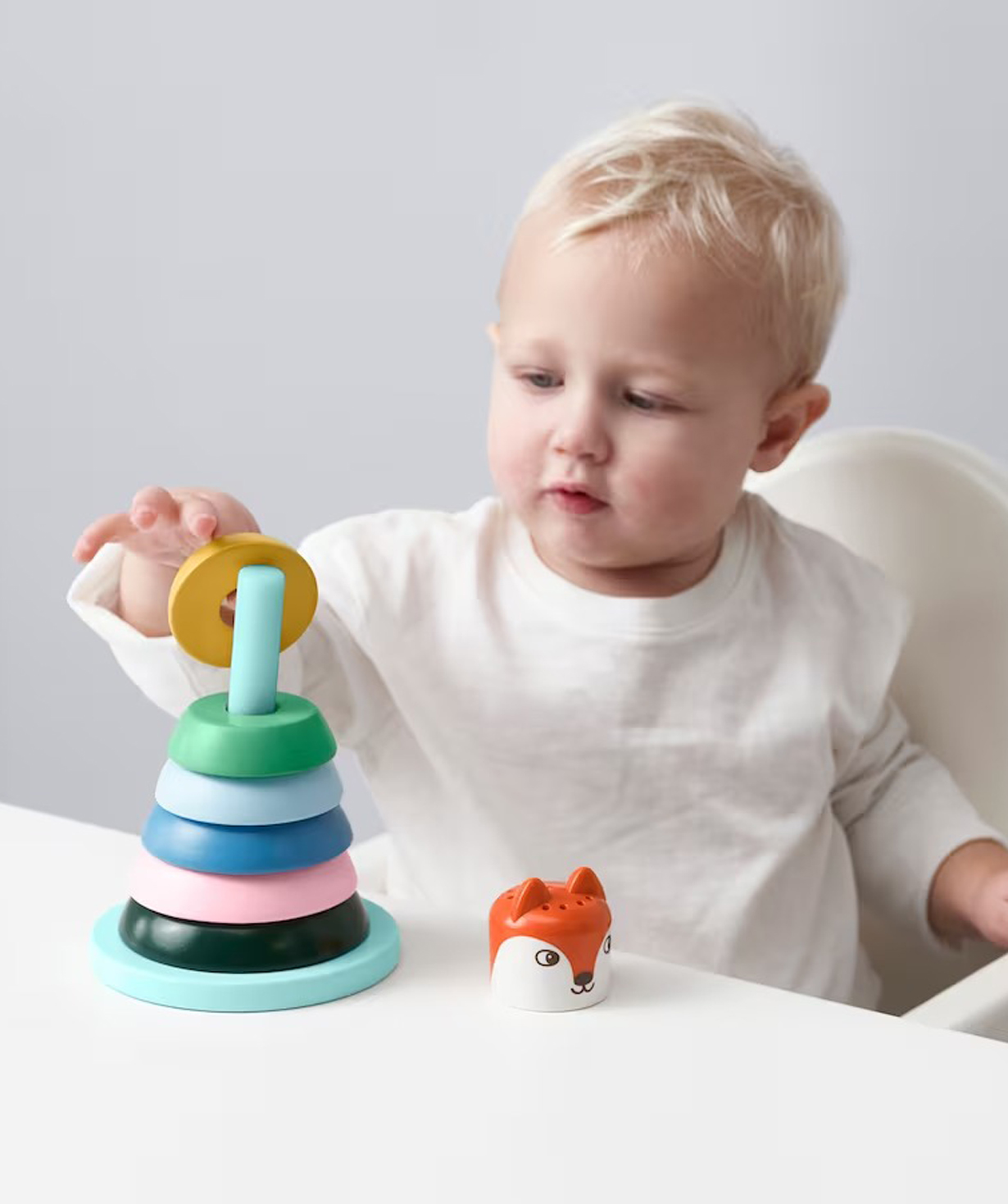 Խաղալիք ''UPPSTÅ'' օղակներով բուրգ