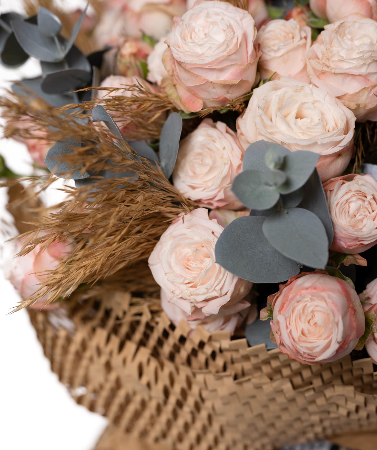 Bouquet «Timor» with spray roses