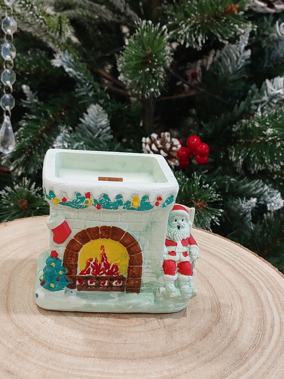 Candle «Blue Moon» By the fireplace, scented