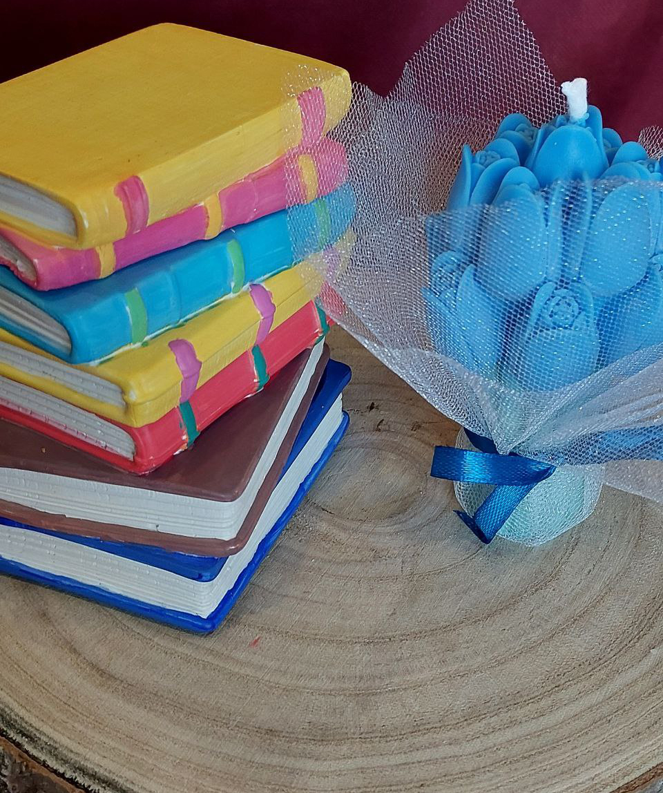 Candle set «Blue Moon» Books + Tulips, scented