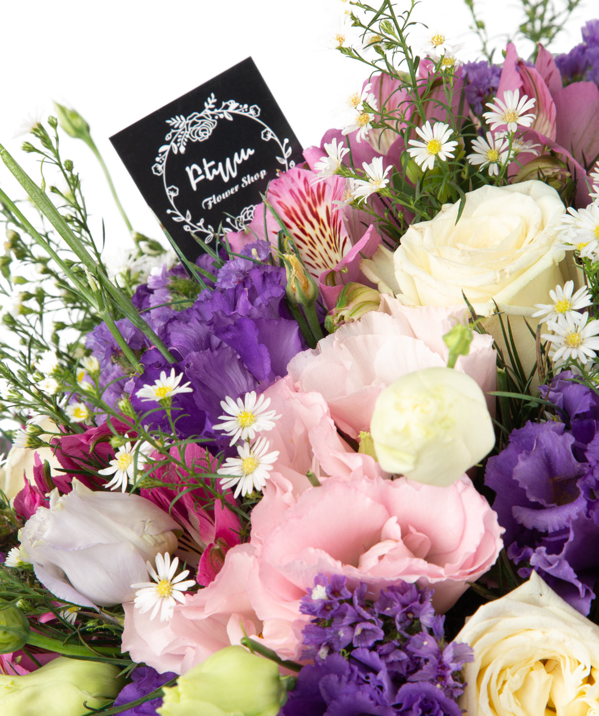 Bouquet `Dublin` with roses, lisianthus and alstroemerias
