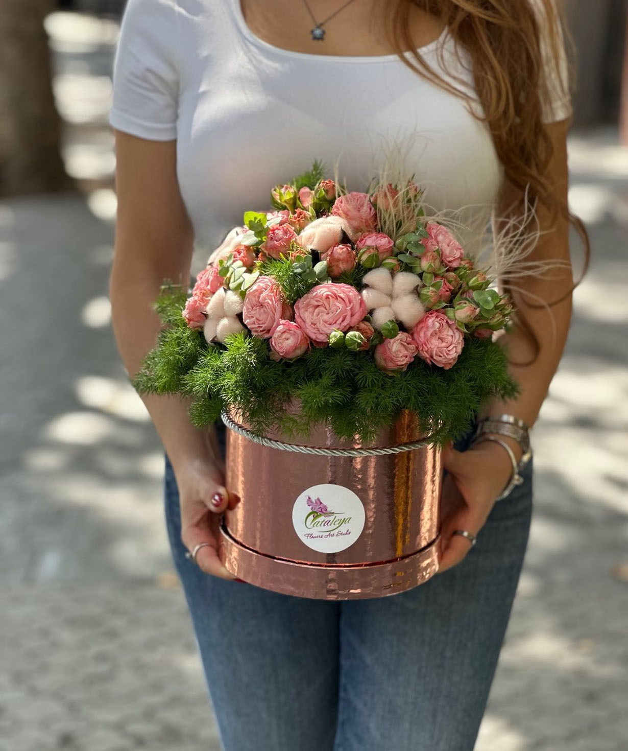 Composition «Cataleya» with spray roses №93