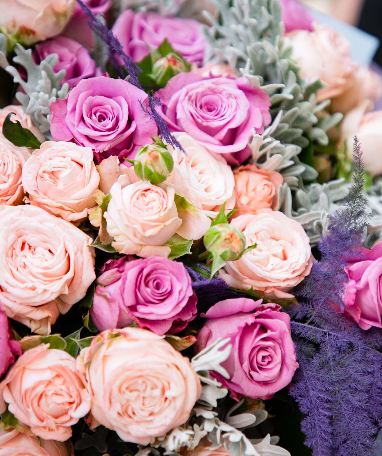 Bouquet «Kasuga» with roses