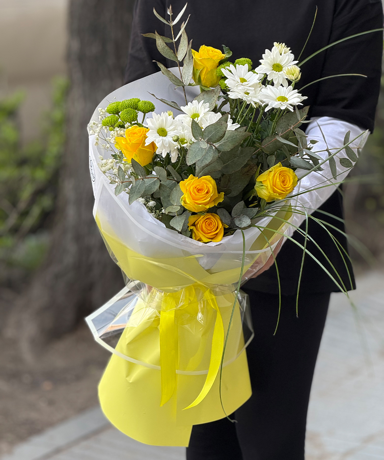 Bouquet «Punj» with roses and chrysanthemums №74