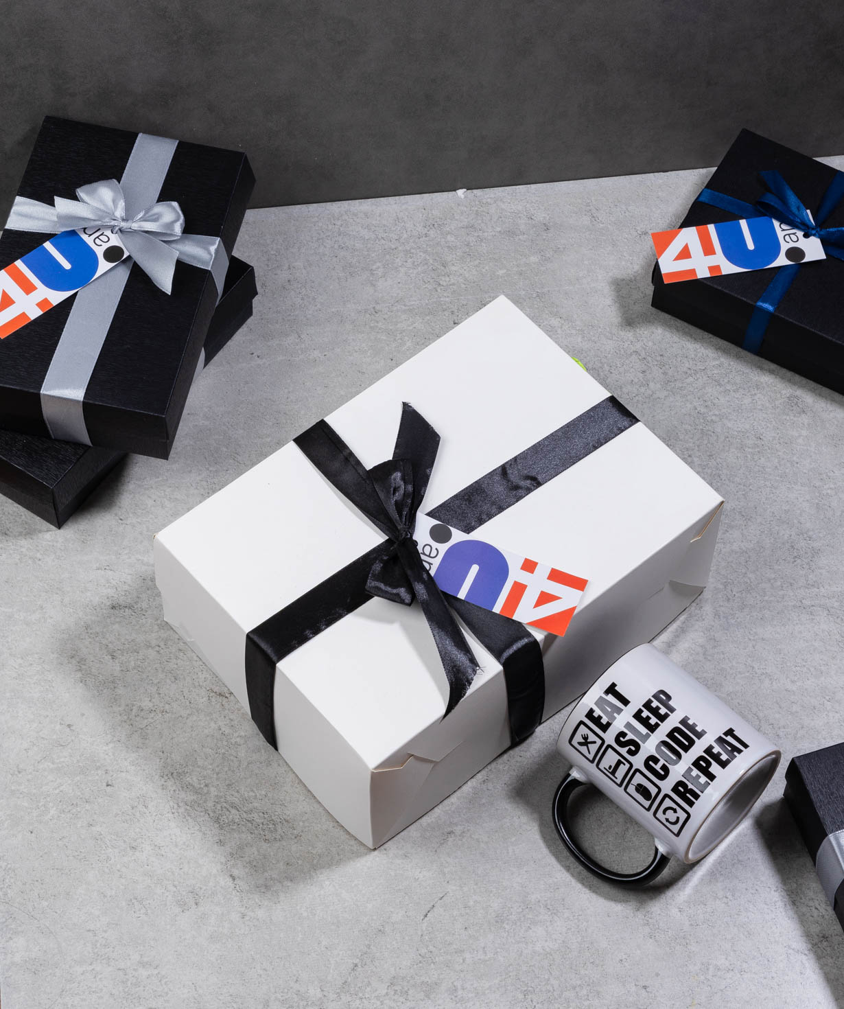 Gift box «THE BOX» for the programmer №660