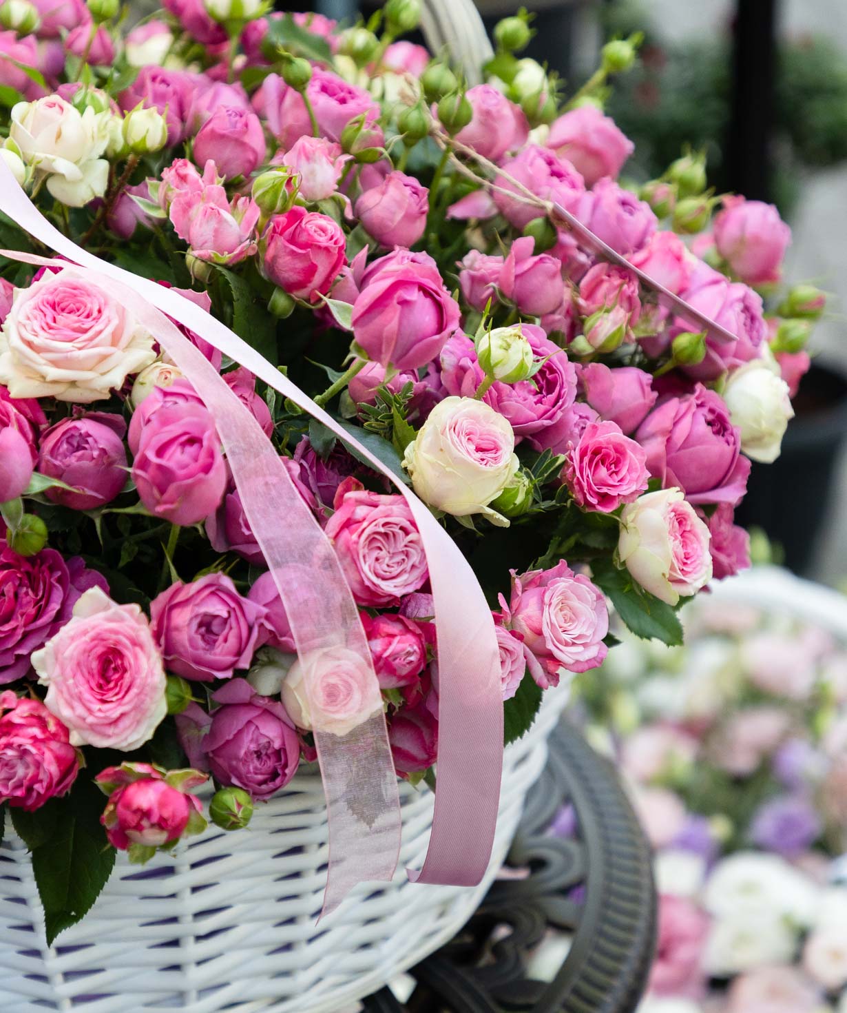 Floral composition «Green House» with Spray Roses №16