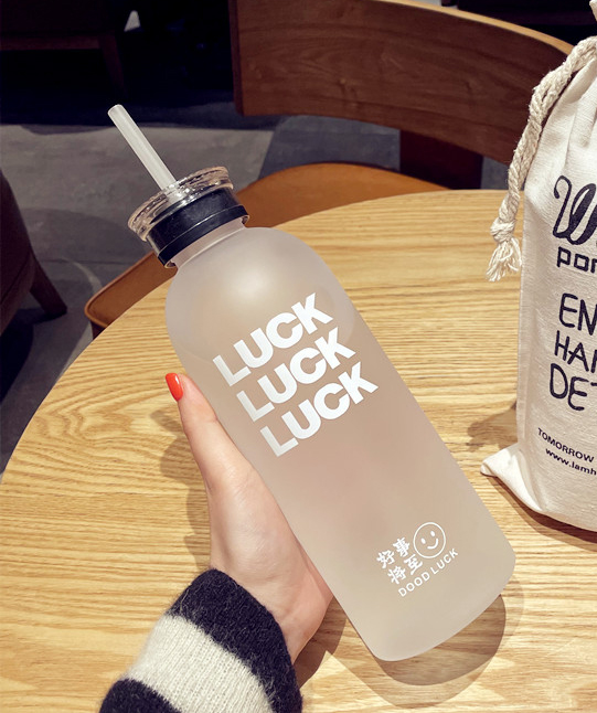 Бутылка «Luck» 1 л