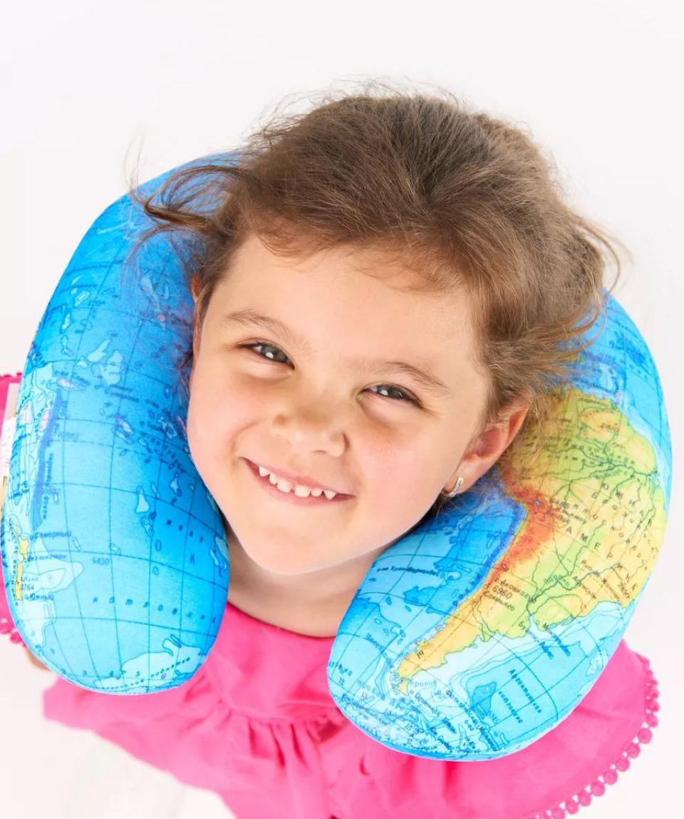 Travel pillow «Creative Gifts» map