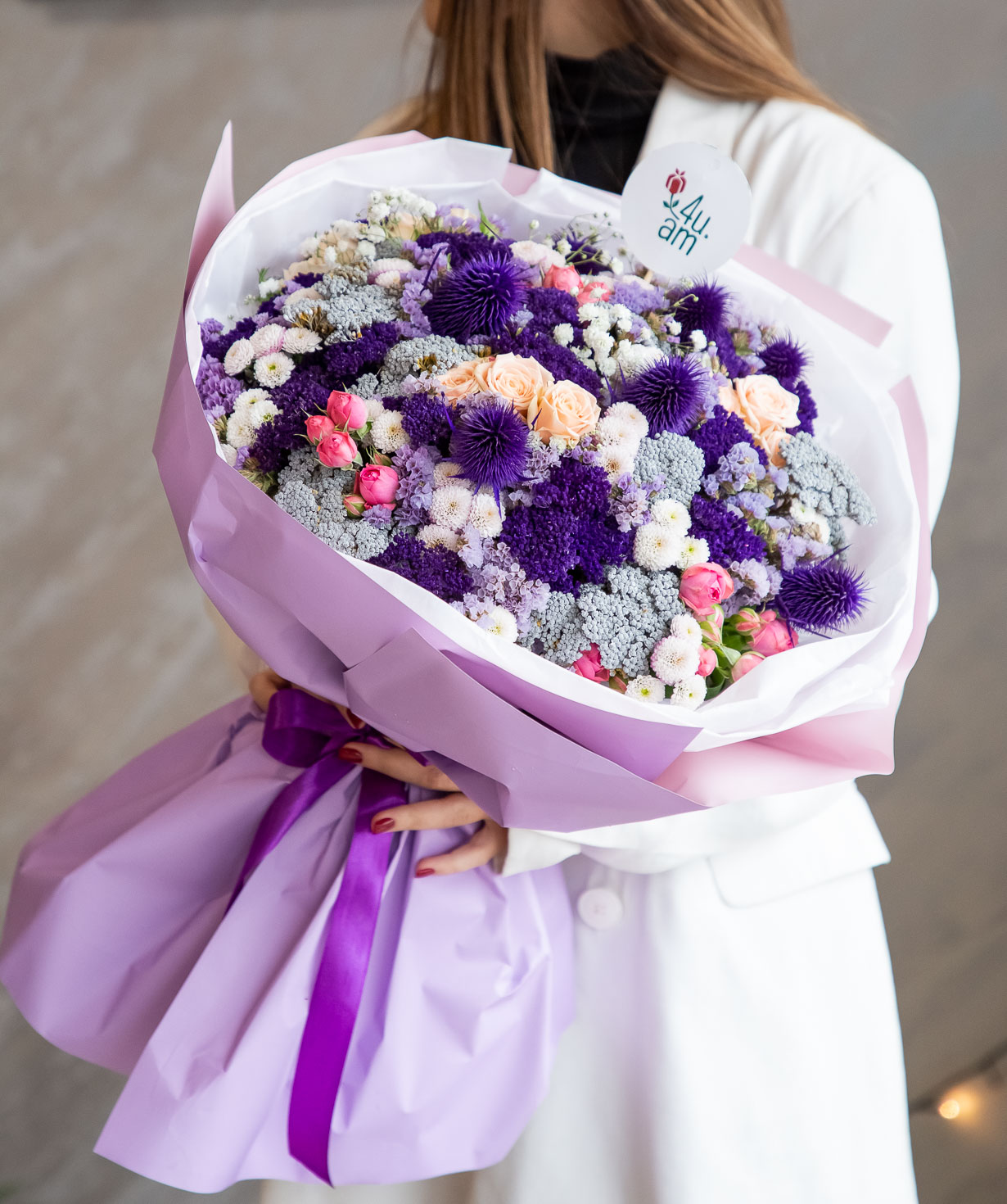 Bouquet ''Camerino'' with spray roses and dried flowers