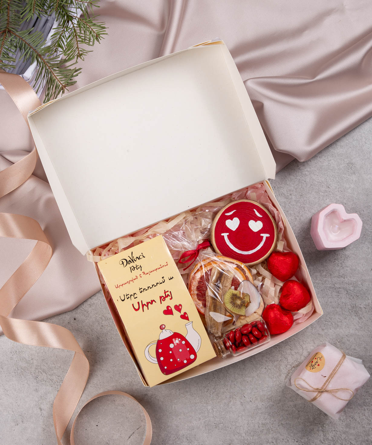 Gift box «THE BOX» №366 Love is boillling