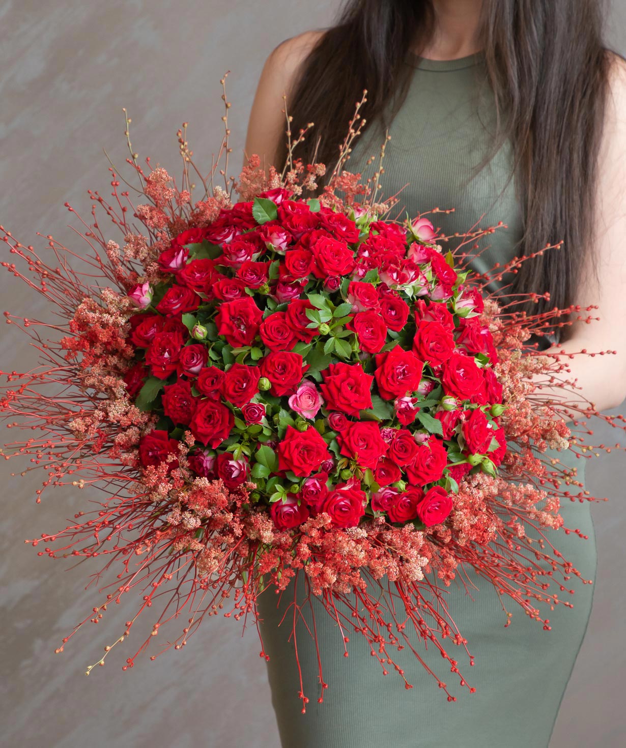 Bouquet `Petritol` with spray and field flowers