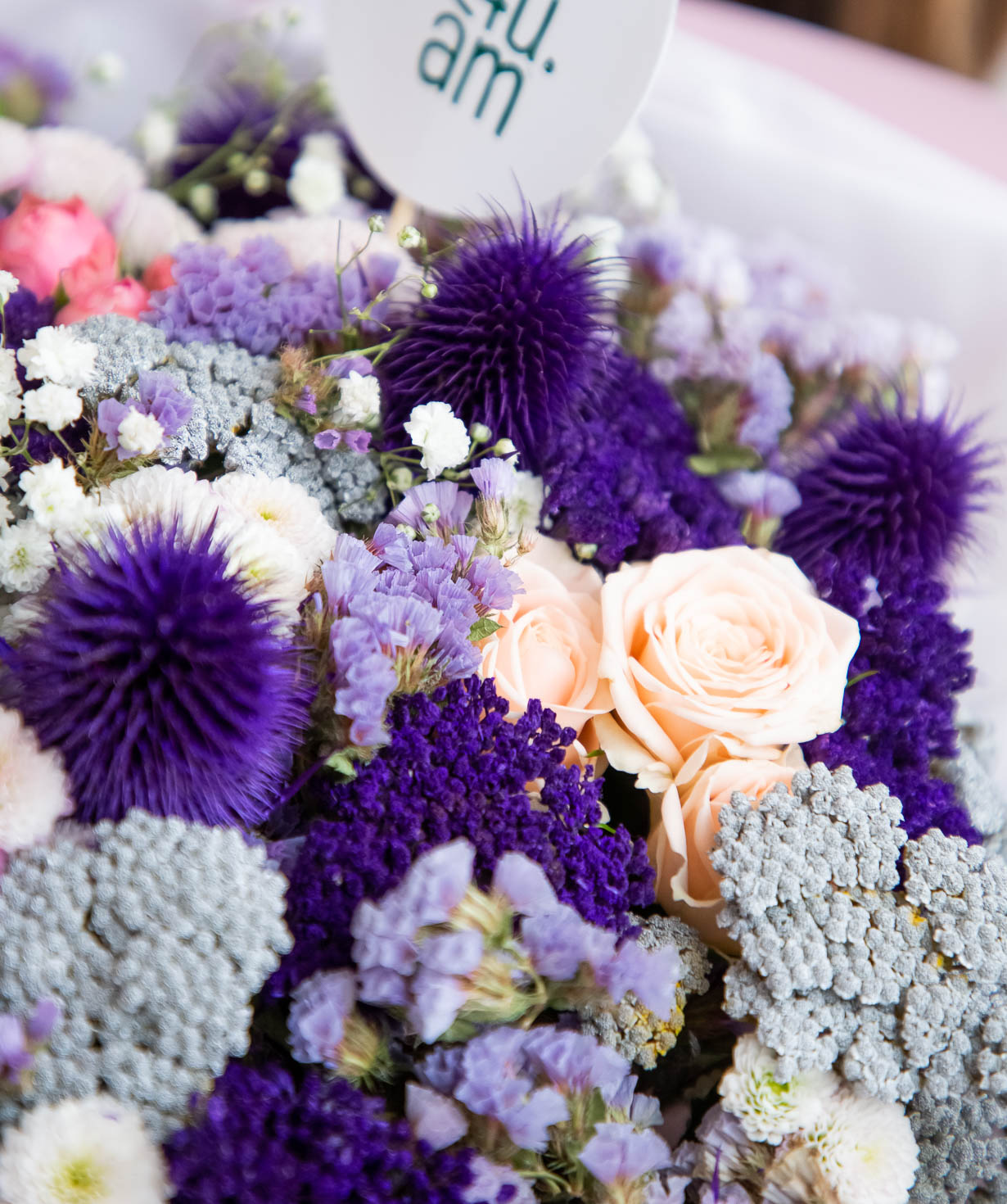 Bouquet ''Camerino'' with spray roses and dried flowers