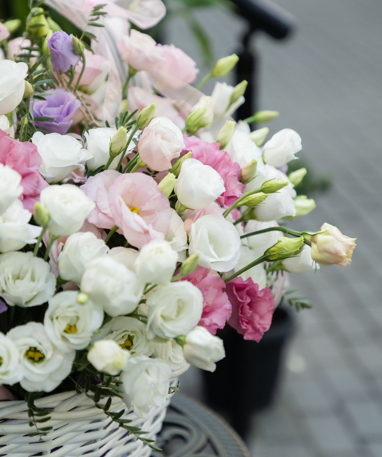 Floral composition «Green House» with Lisianthus №18