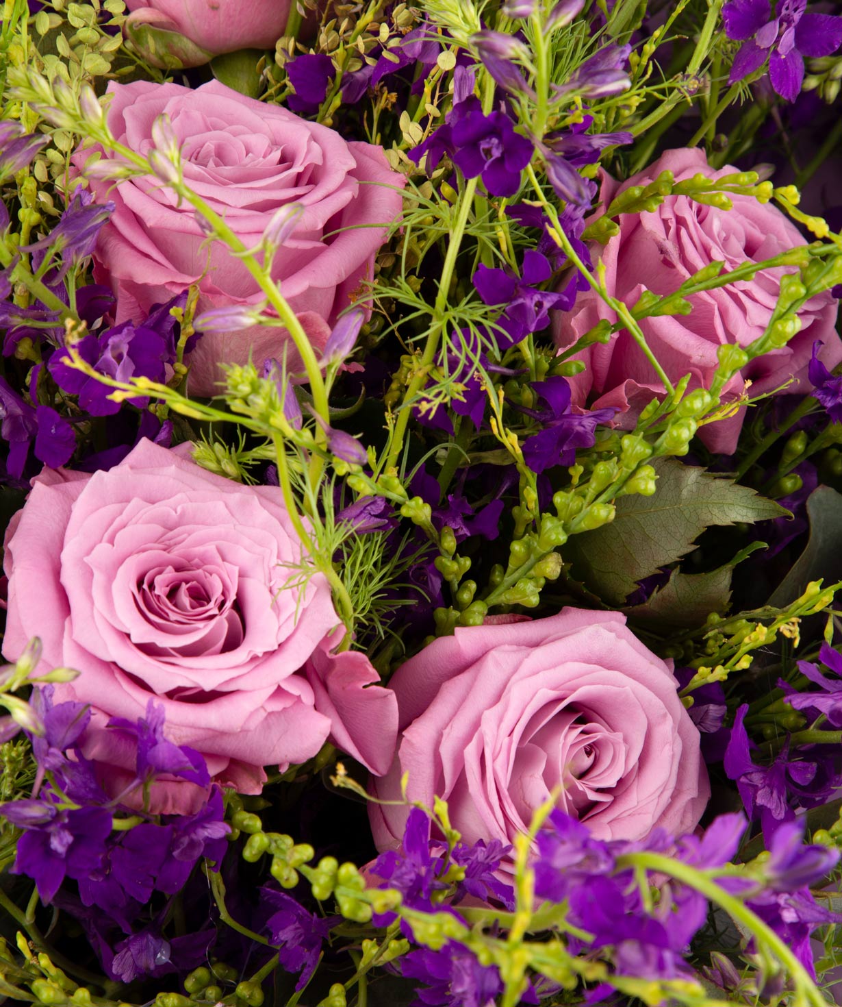 Bouquet ''Damietta'' with roses