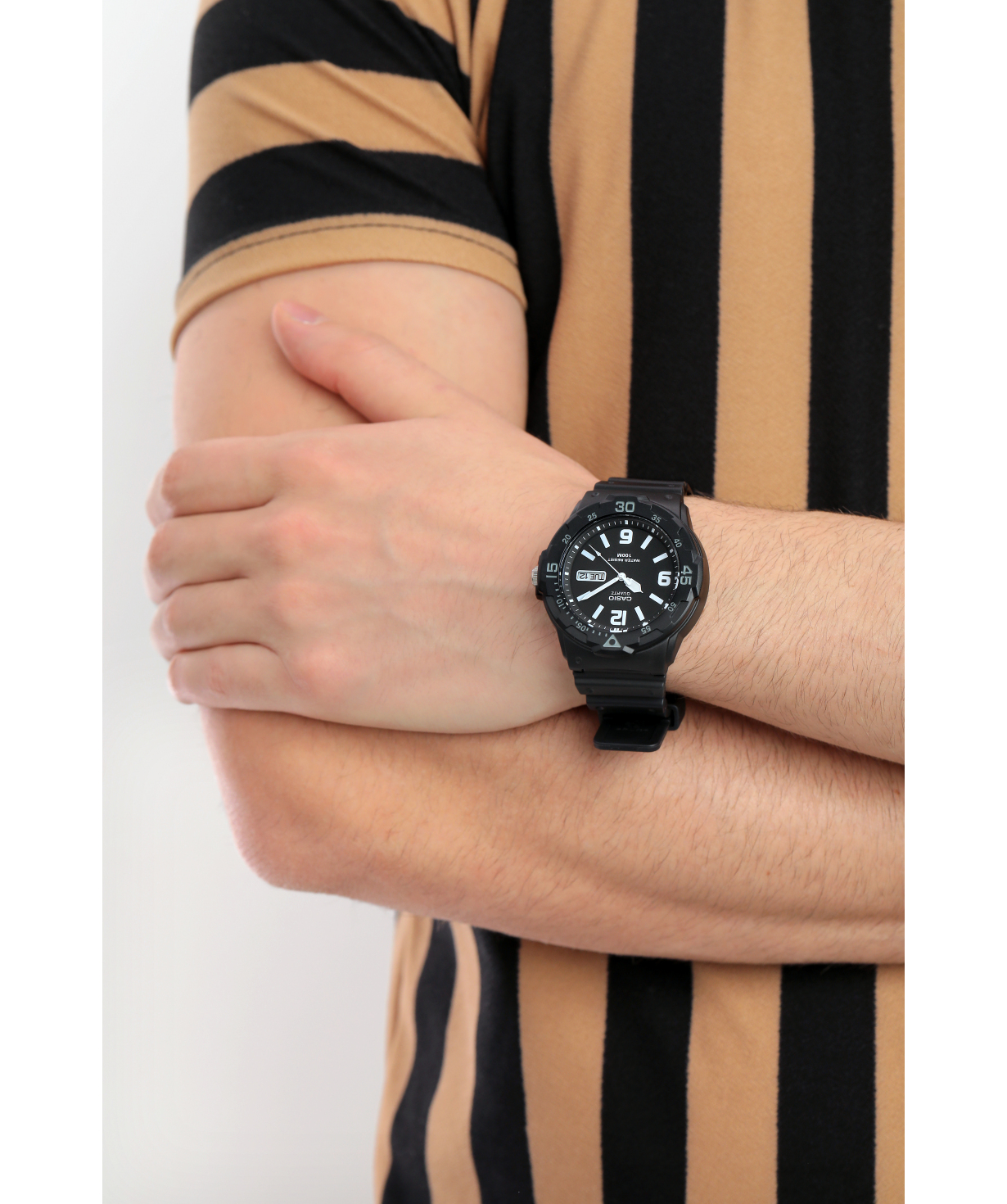 Wristwatch `Casio` MRW-200H-1B2VDF