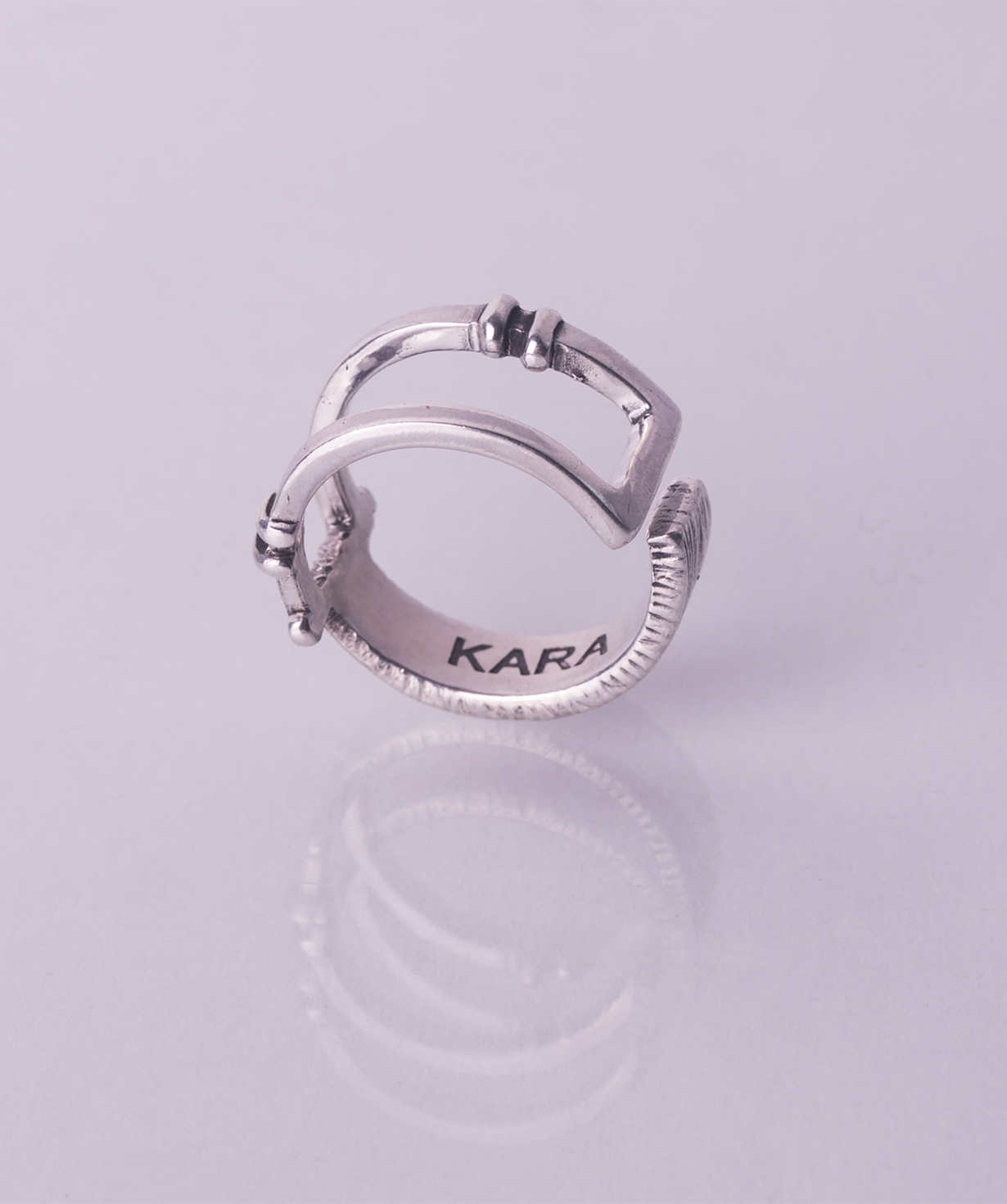 Արծաթե մատանի «Kara Silver» Հայտեք