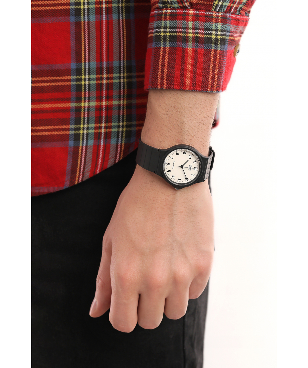 Wristwatch `Casio` MQ-24-7BLDF