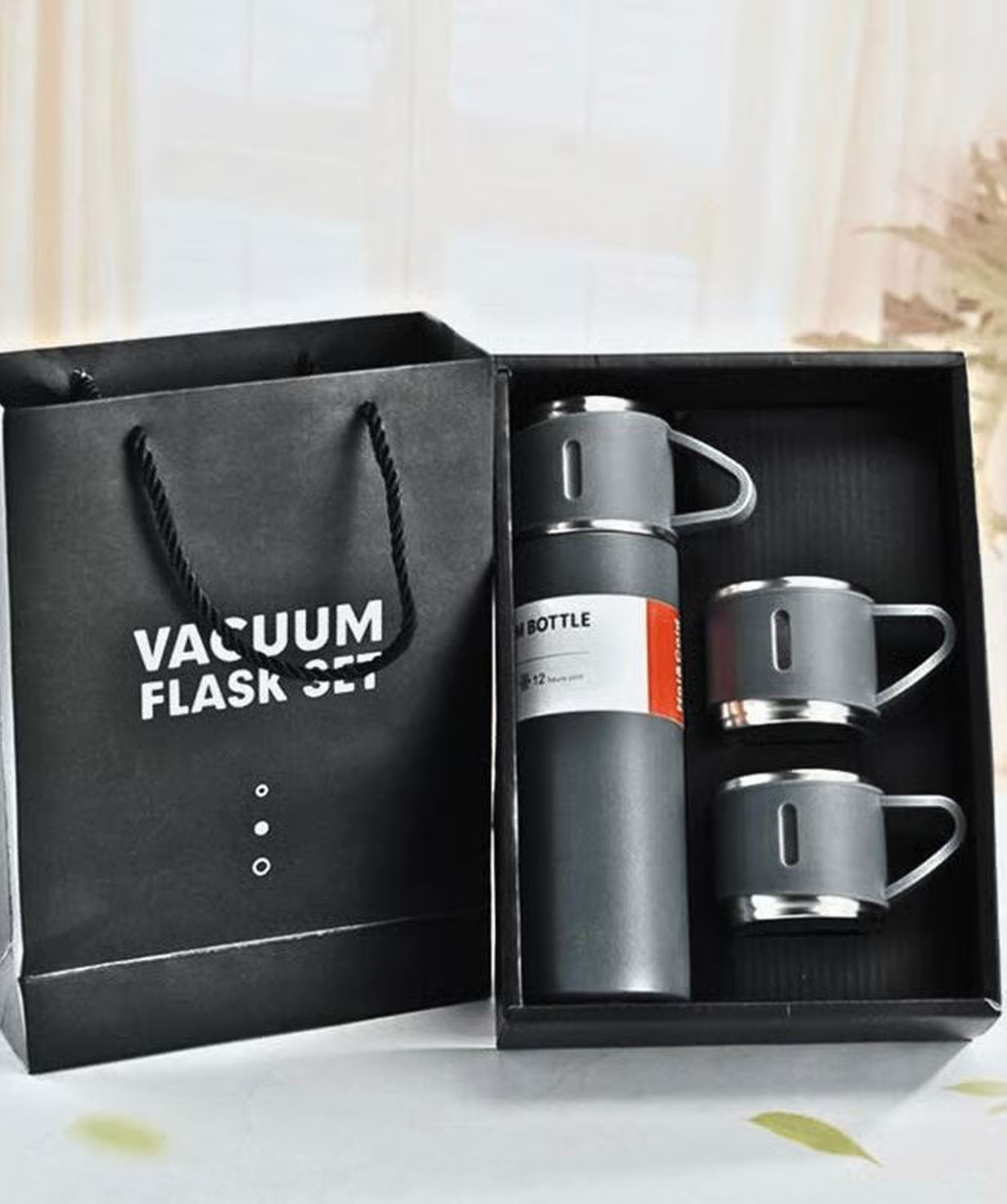 Thermos «Creative Gifts» 500 ml, with cups