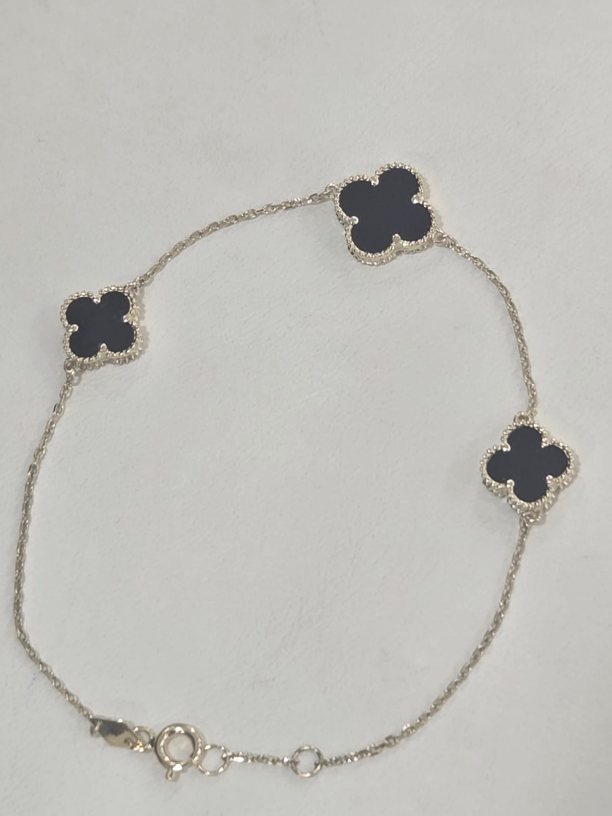 Браслет `Less is more` золотой №150