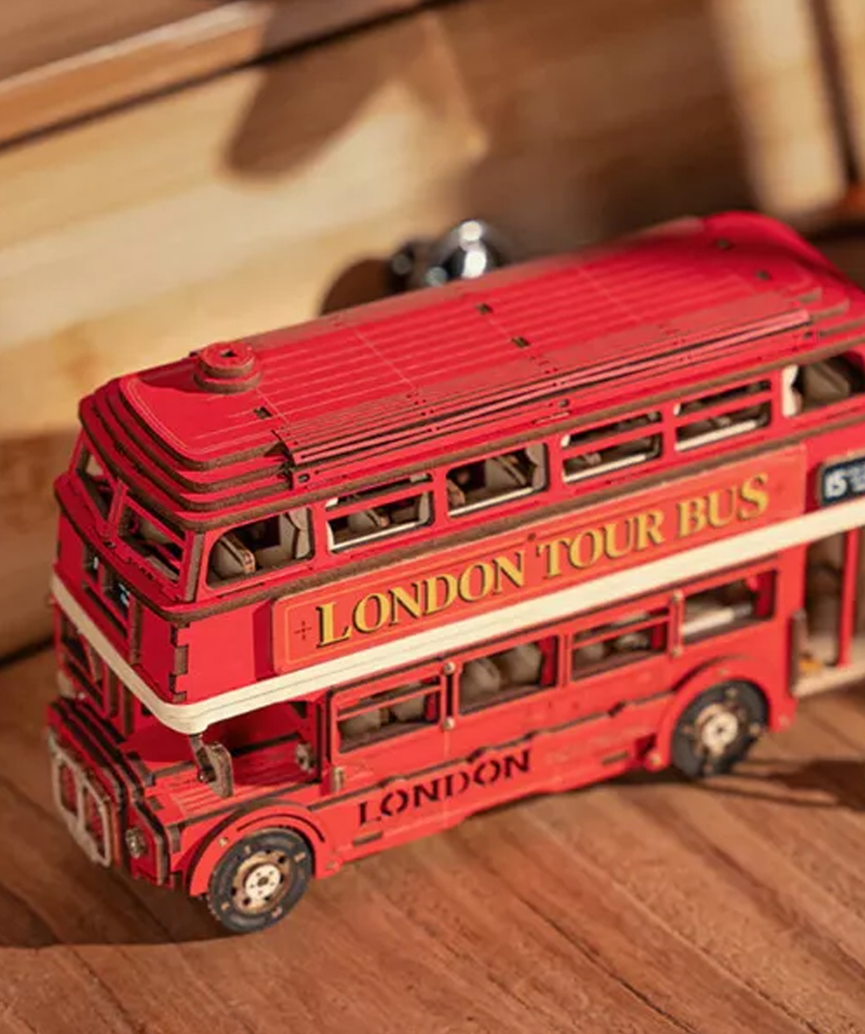 Constructor «Tab Game» London tour bus