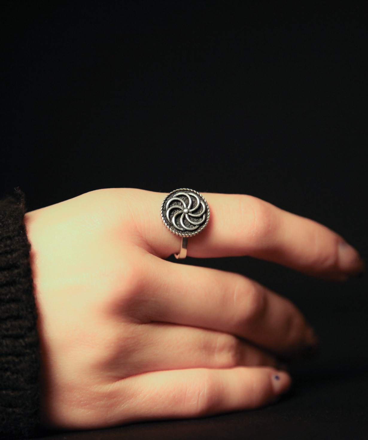 Кольцо ''Свастика'' из серебро