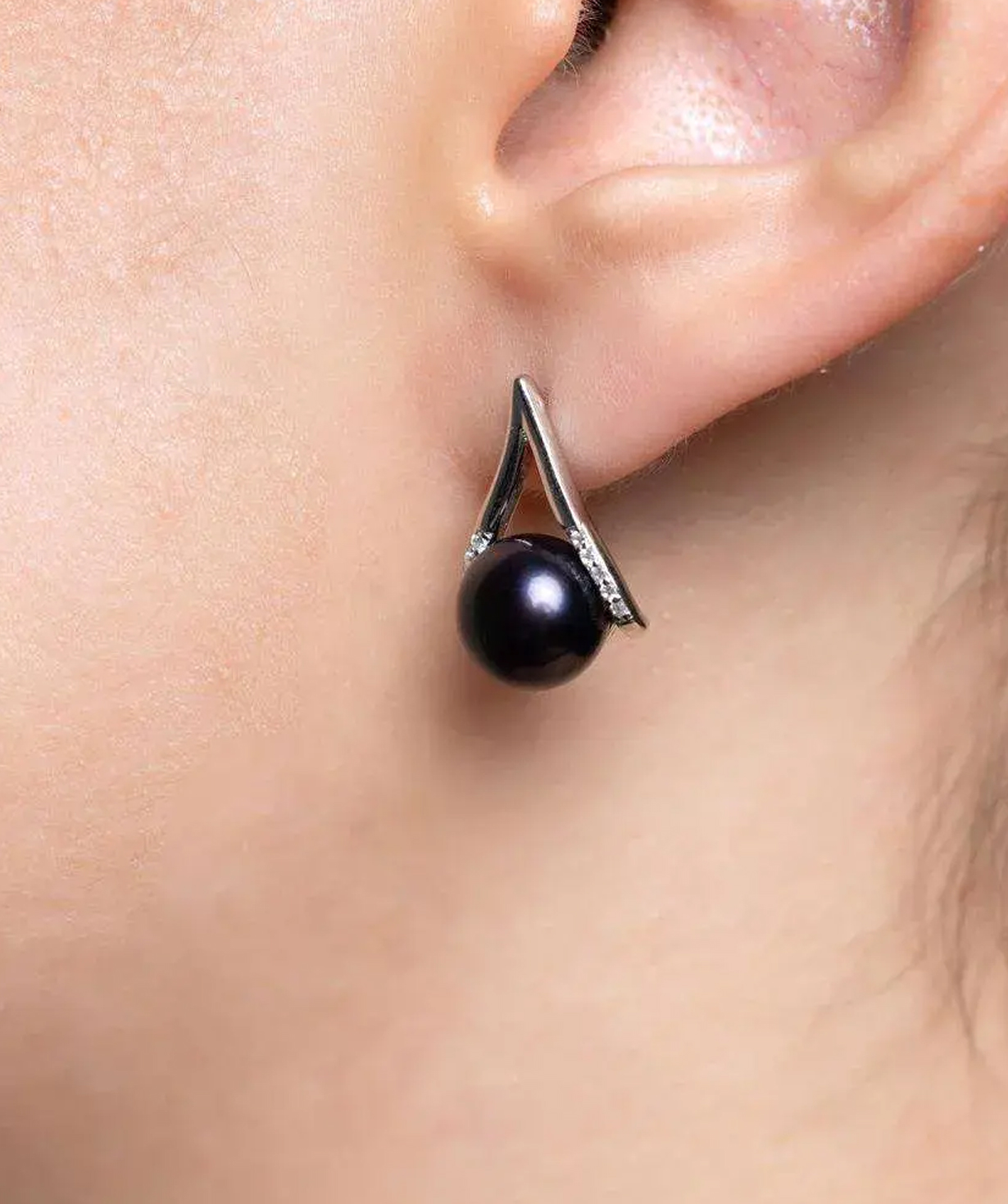 Silver earrings «SiaMoods» SE796BK