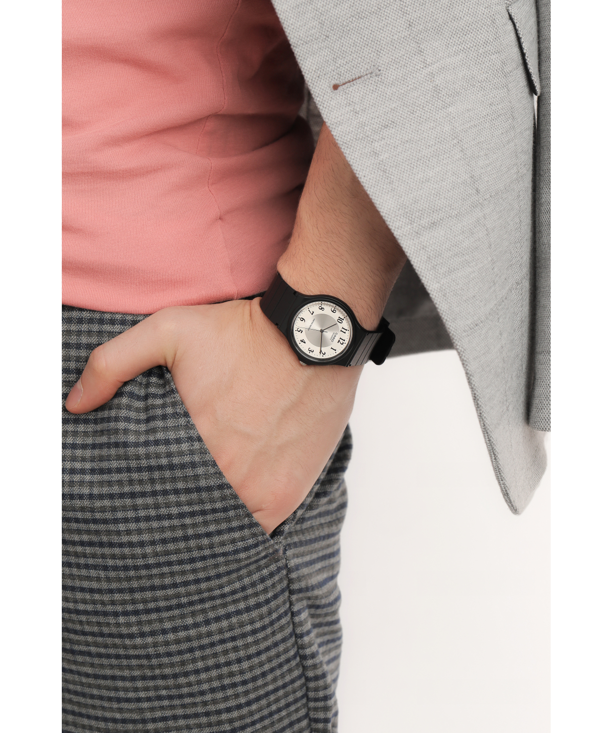 Наручные часы `Casio` MQ-24-7B3LDF