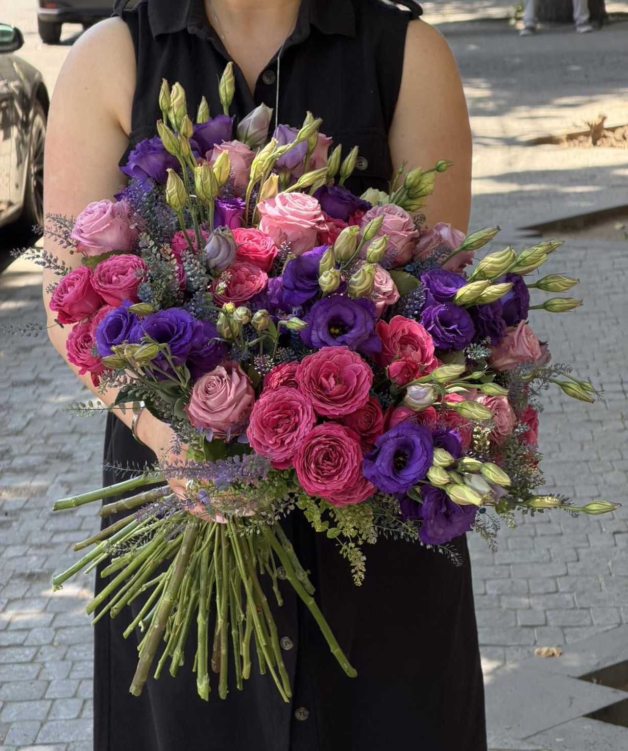 Bouquet «Cataleya» with roses №104