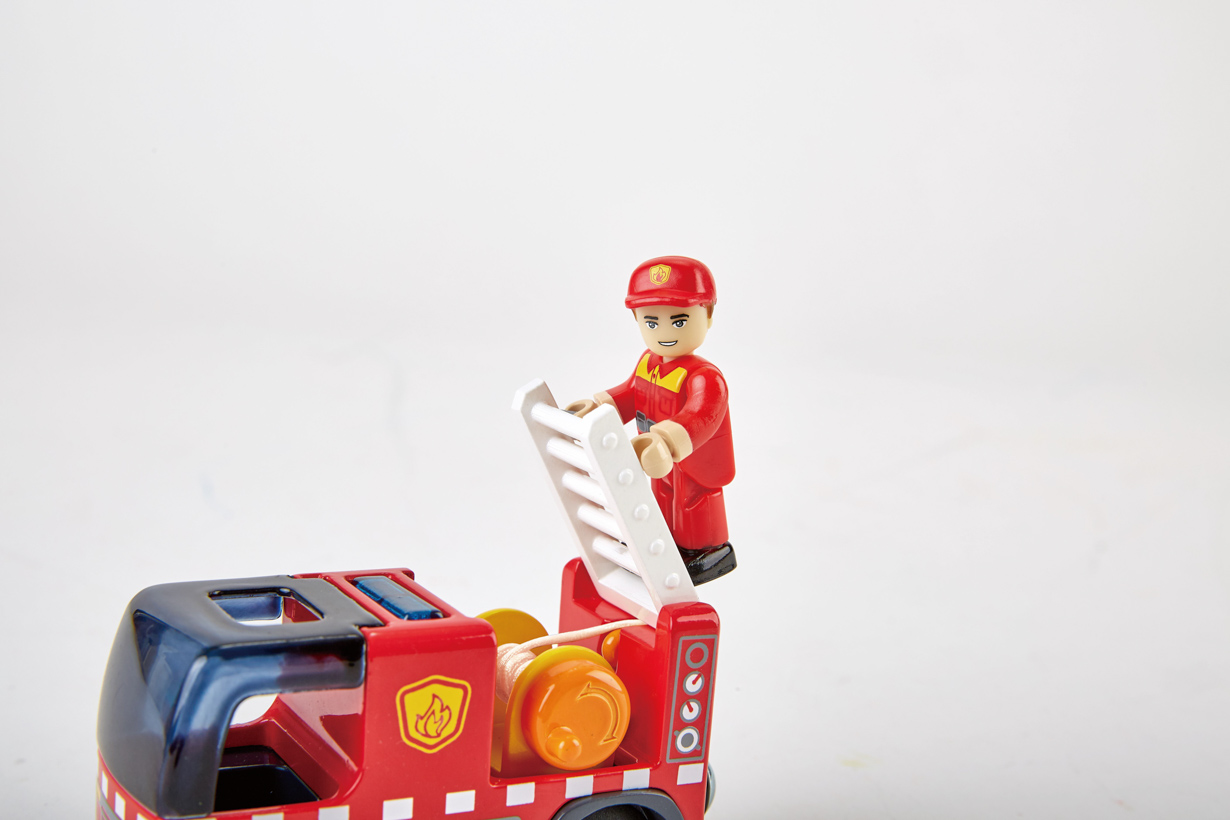 Fire truck with siren «Hape» HP-H3737