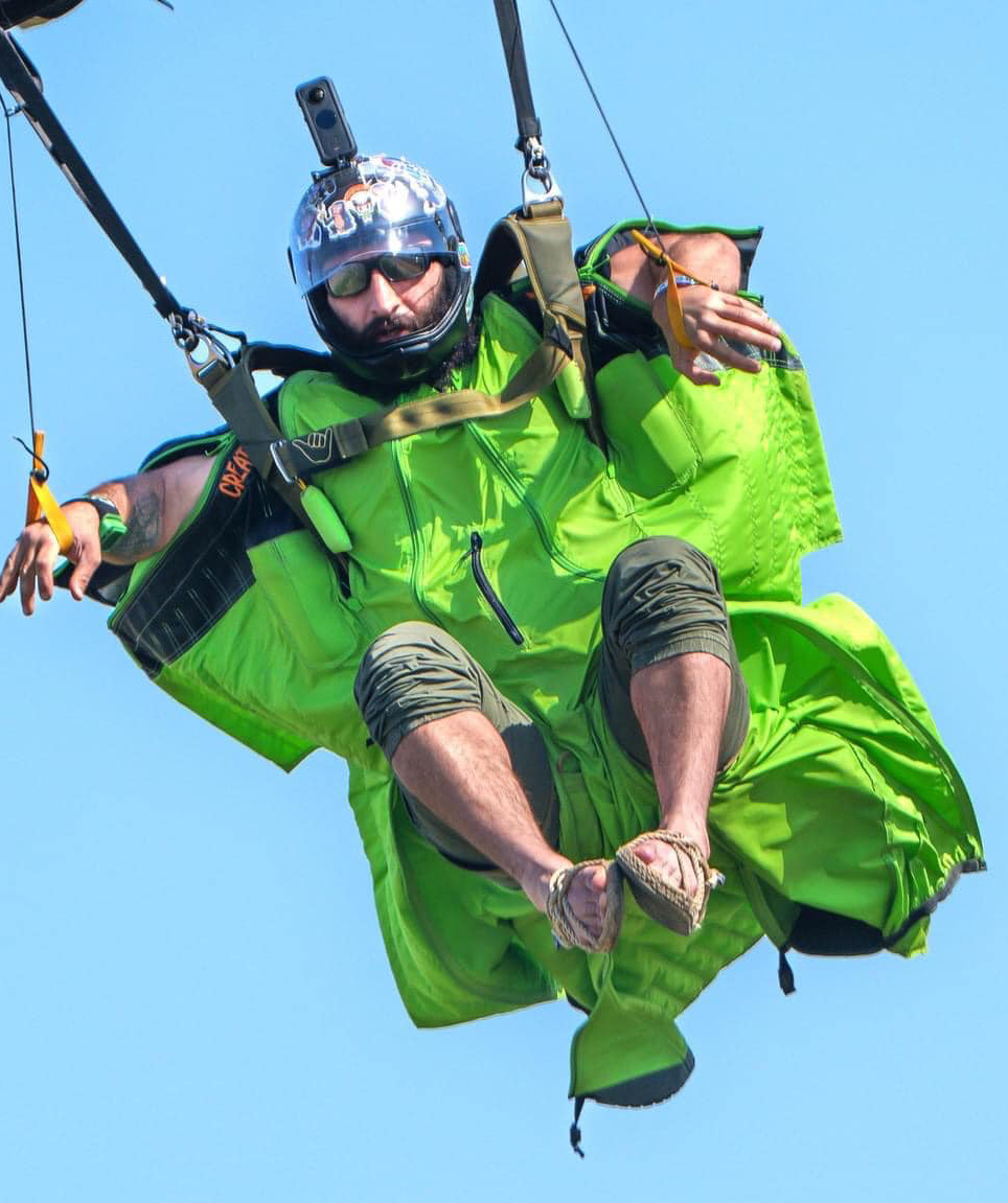 Skydiving «Armenian Helicopters» from a helicopter, with an instructor, 4000 m