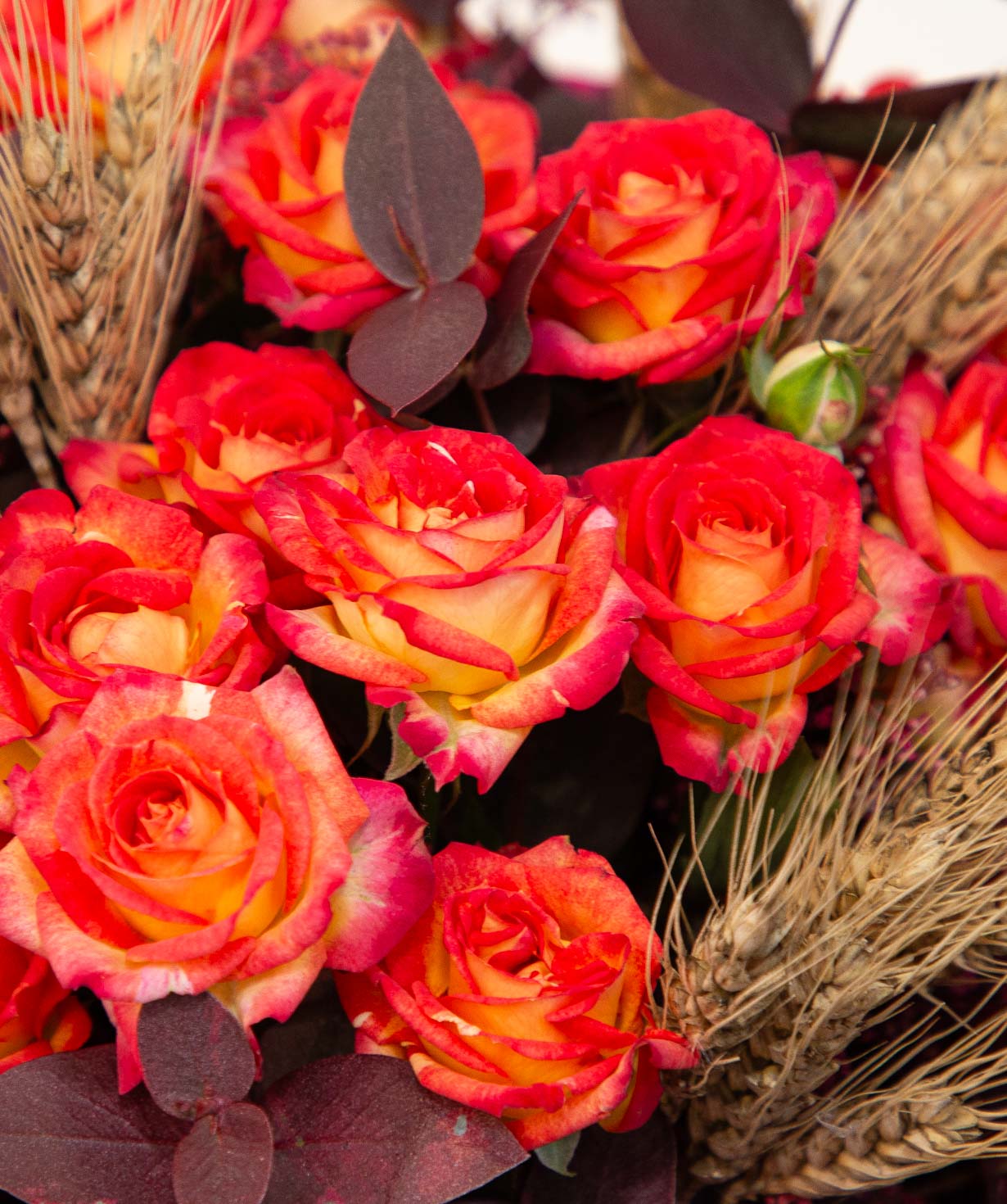 Букет «Хайнань» с кустовыми розами