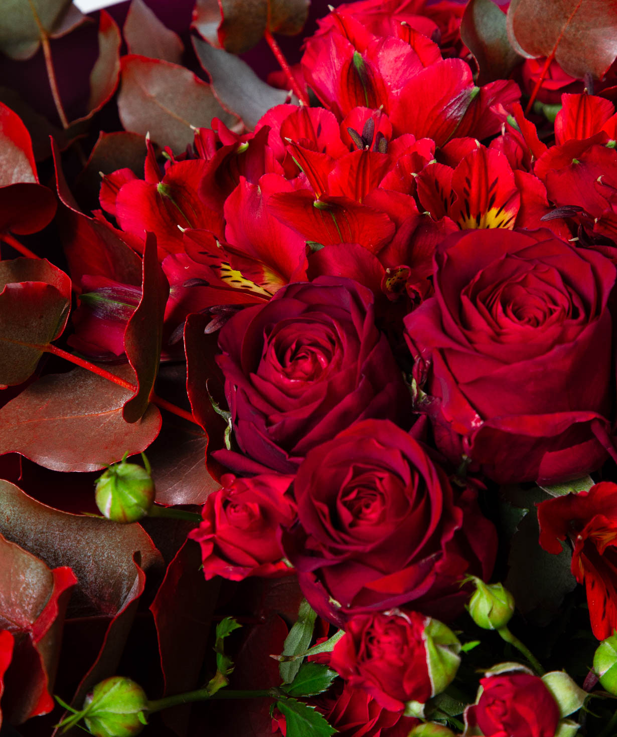 Bouquet «Avenue Des Fleurs» with roses №77