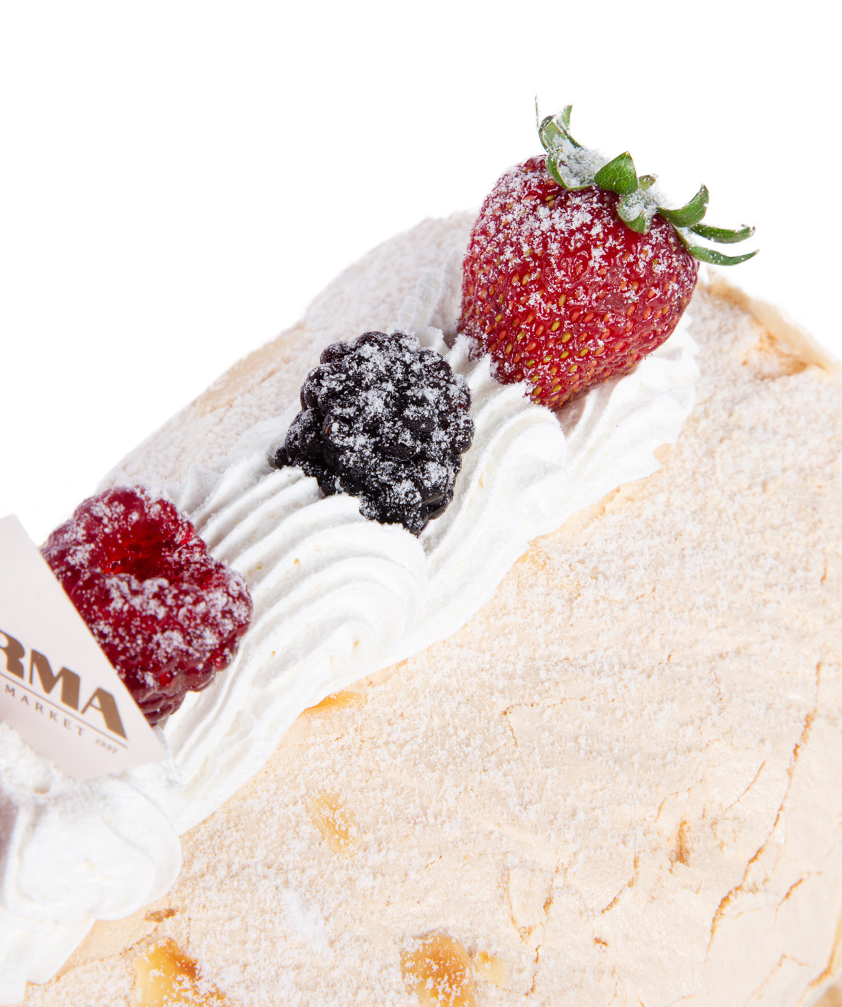 Roll-Cake `Meringue` with strawberries
