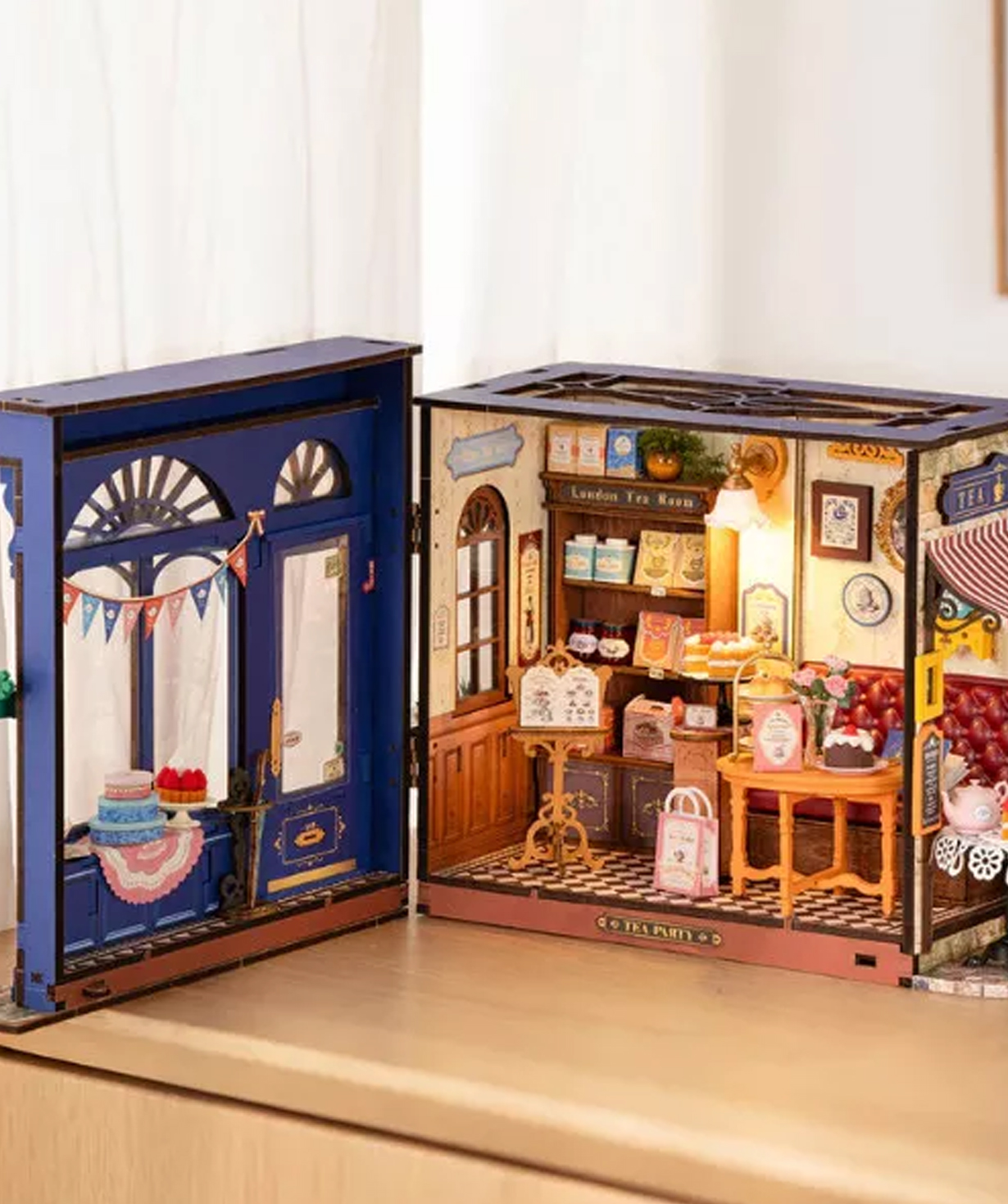 Constructor «Tab Game» Tea Room