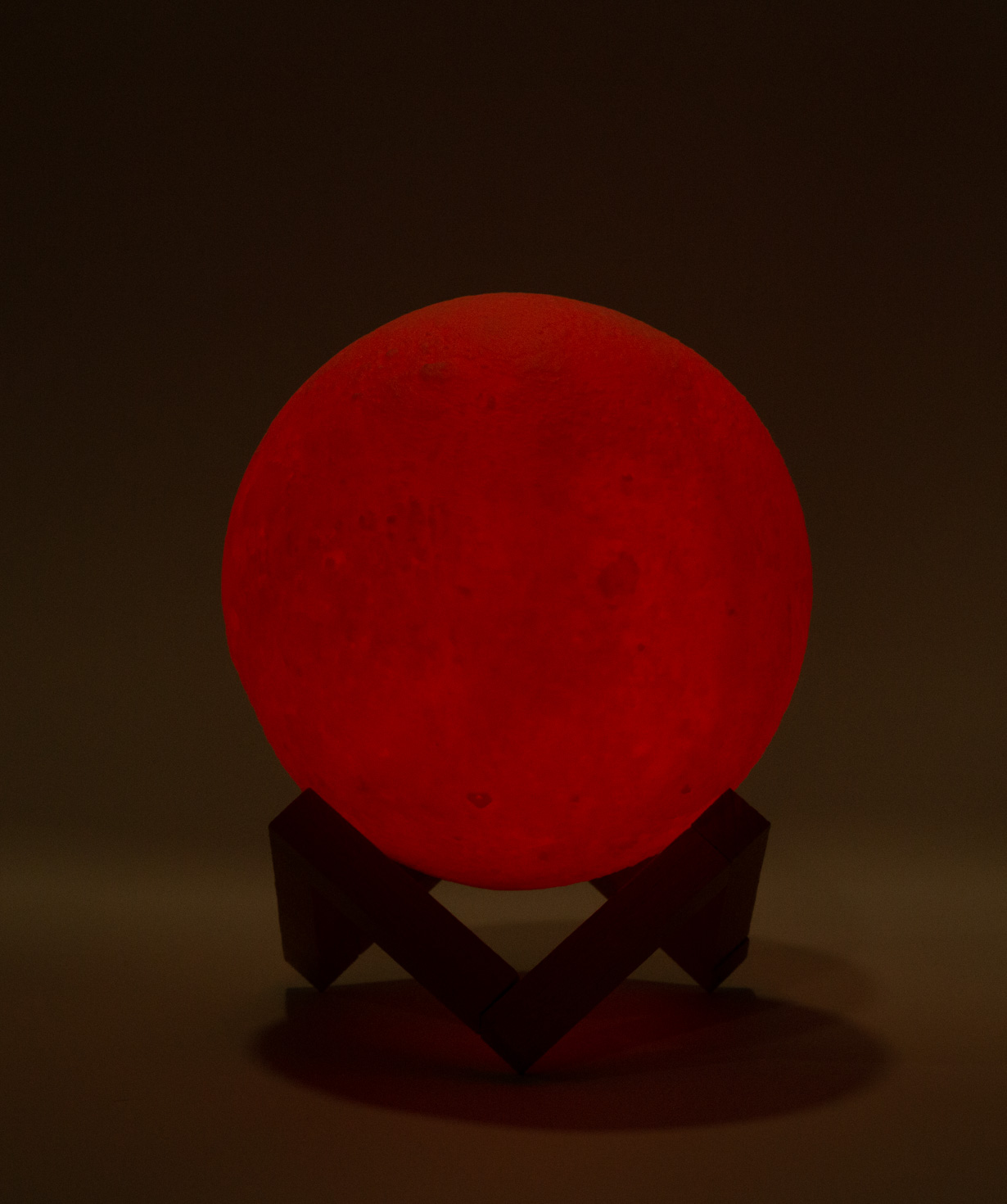 Lamp `Creative Gifts` moon small