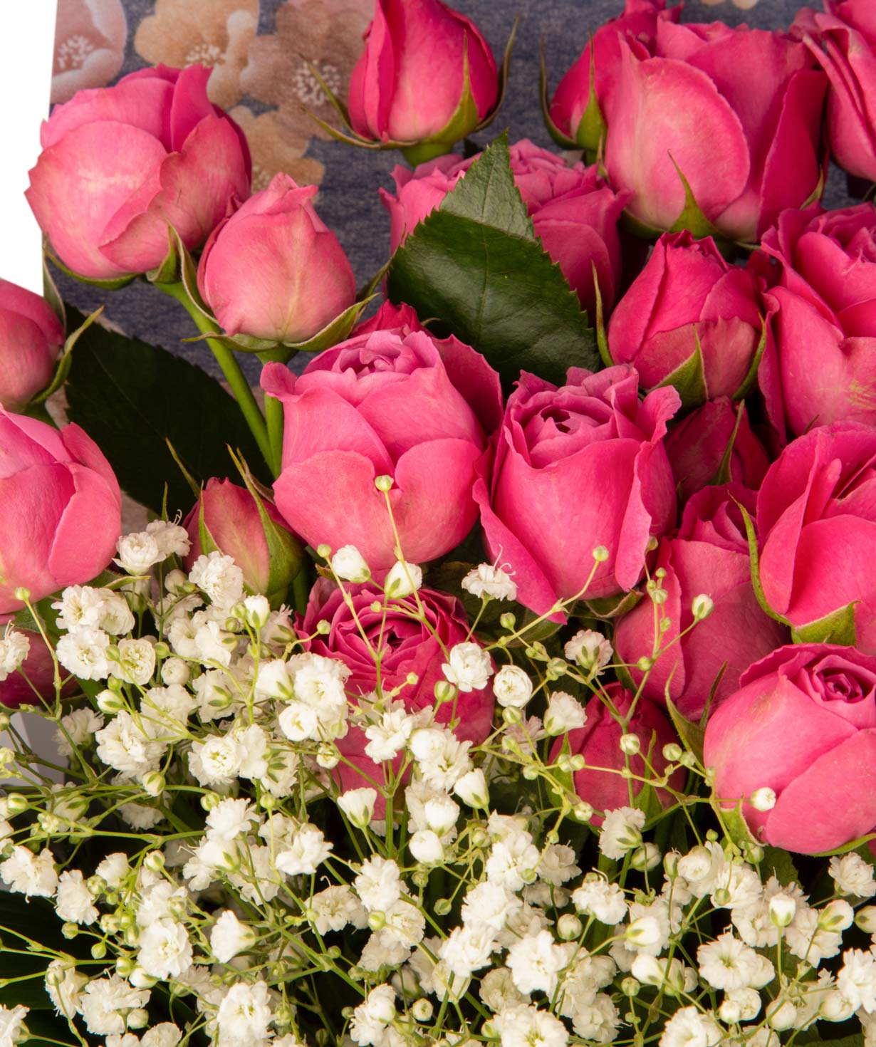 Ծաղկեփունջ  «Ալմիրոս‎‎» պիոնա  վարդերով և գիպսոֆիլիաներով